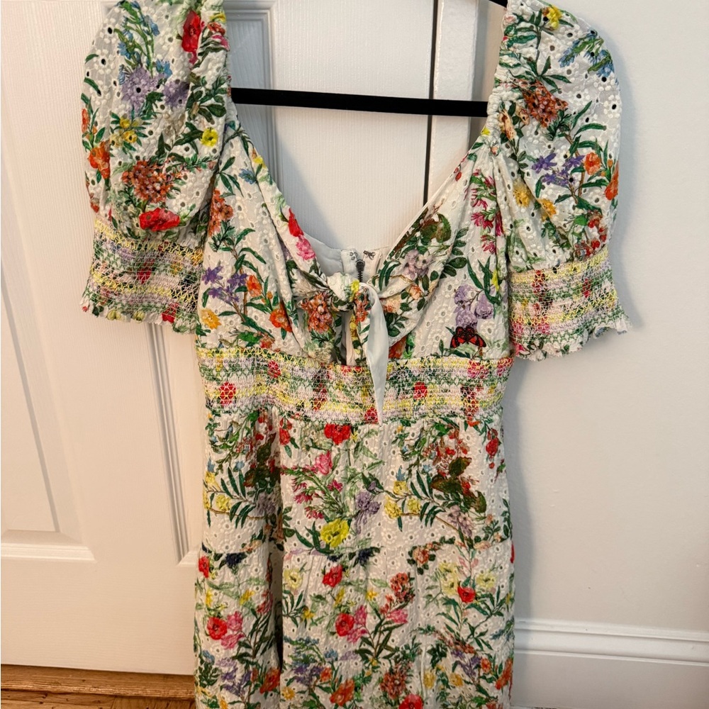 Alice + Olivia White Multi Floral Tie-Front Puff Sleeve Mini Dress - Picture 2 of 4